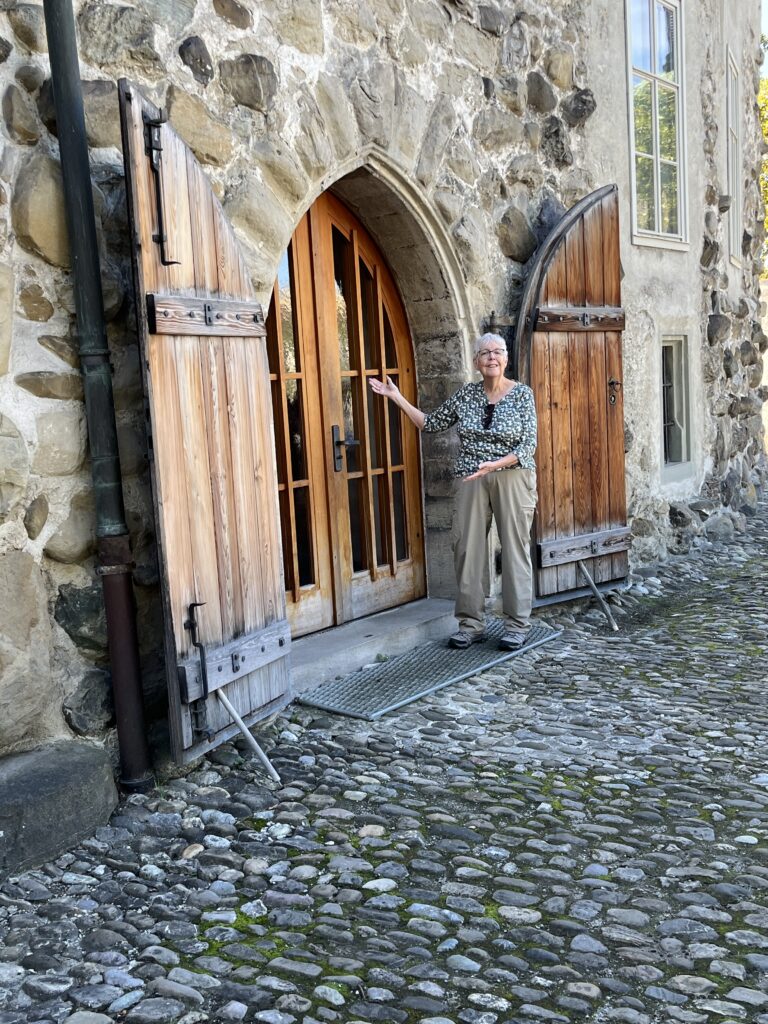 Billie welcoming us to Schloss Frauenfeld.